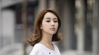 女明星光溜溜图片视频素材高清,揭秘女明星高清光溜溜图片视频素材的幕后故事